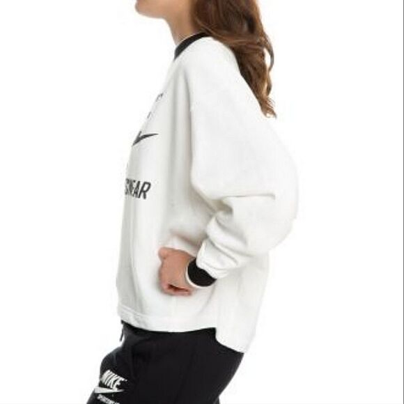 Nike Women's Archive Sweatshirt - Picture 3 of 16